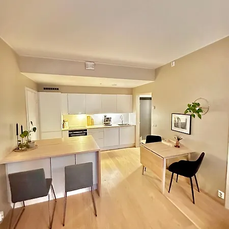 Rentals, Lade *